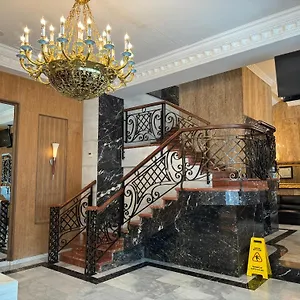 4* Отель Redline